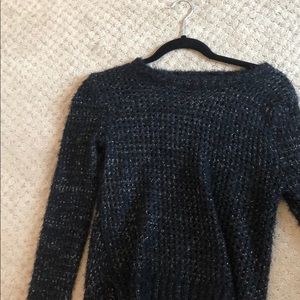 NEVER WORN RAMPAGE SWEATER